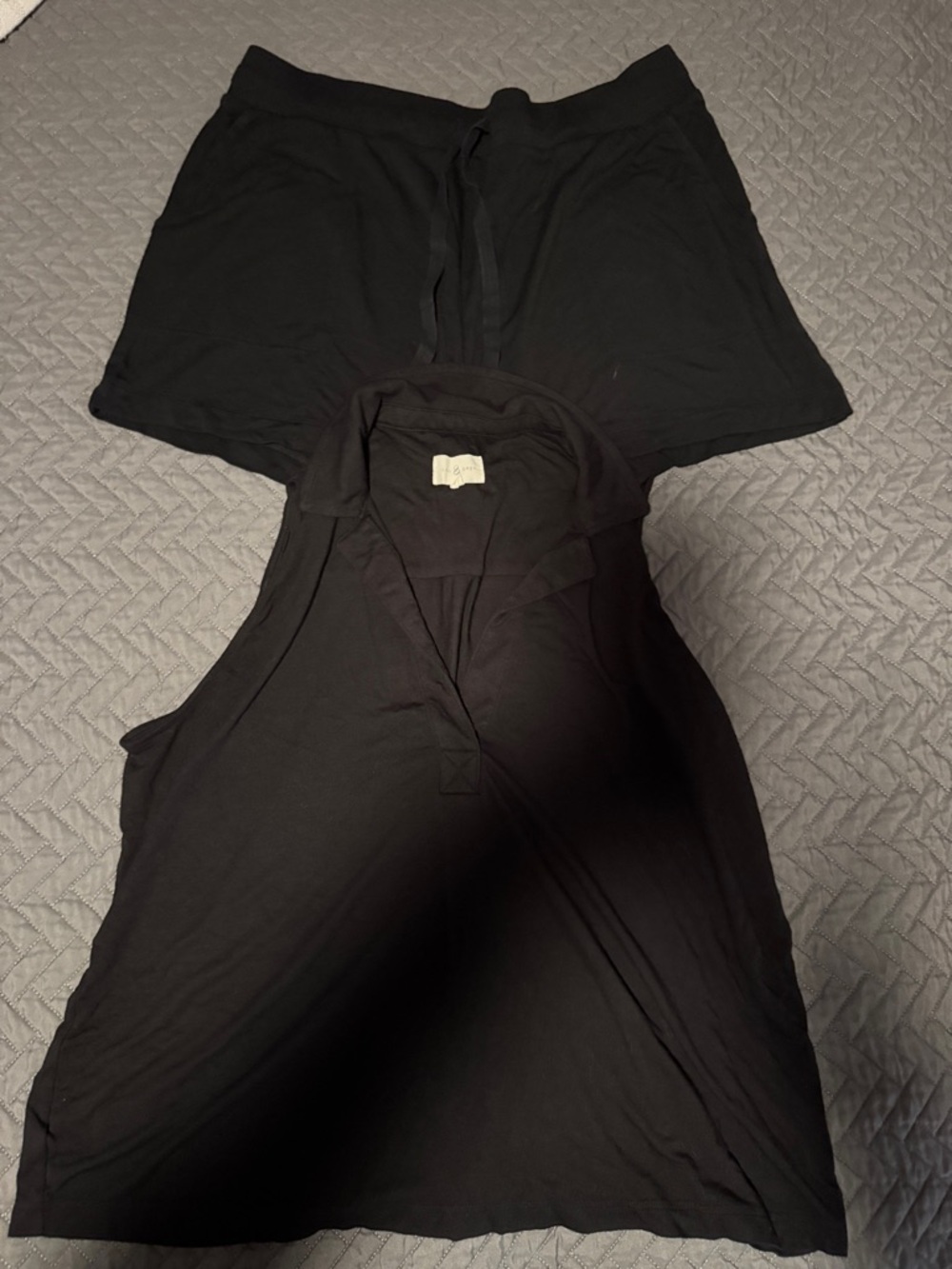 Lou & Grey Black matching set Sleeveless V-Neck Top & shorts